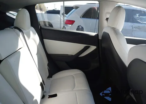 2021 Tesla Model Y Performance Dual Motor All-Wheel Drive from USA, damaged, VIN 5YJYGDEF9MF097922